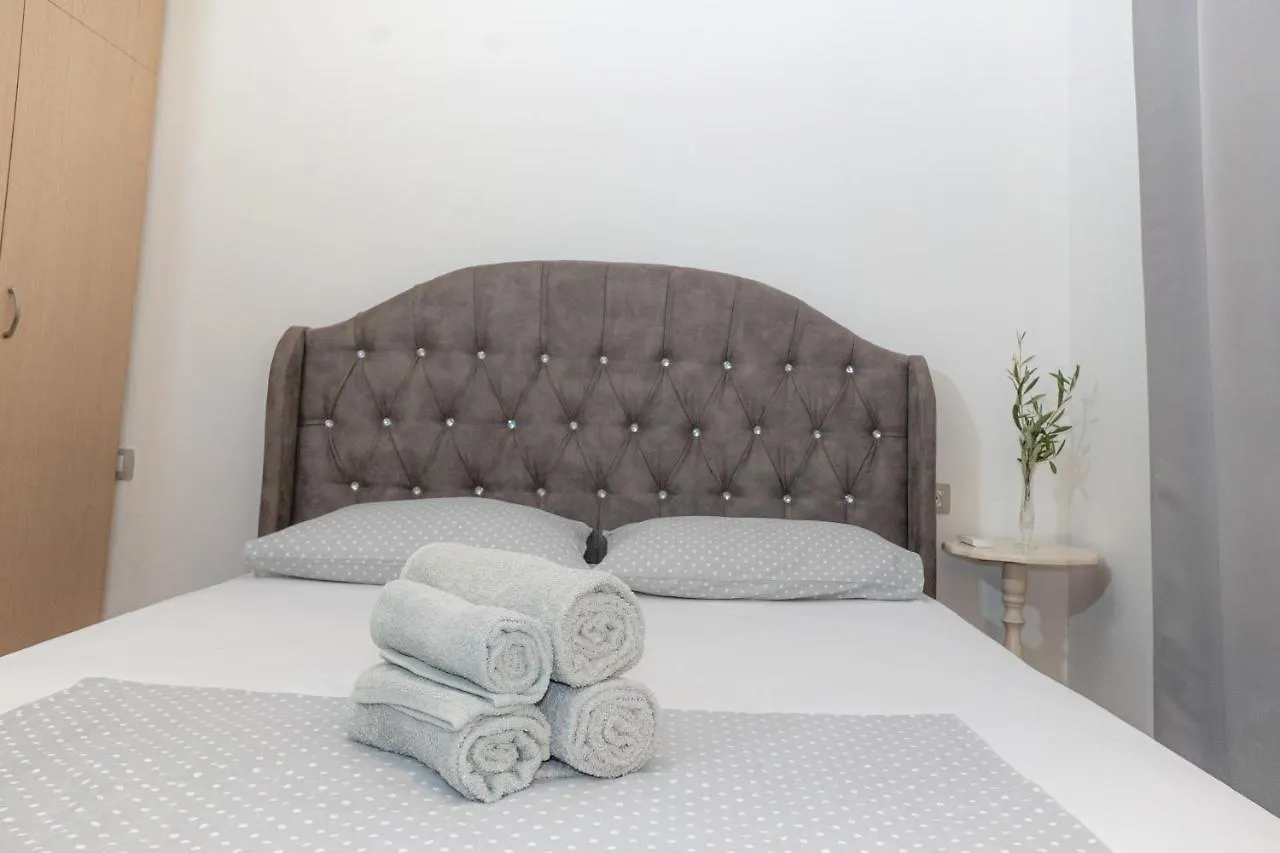 Sea Gulf Apartments 2 Gjashtë